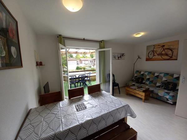 Location de vacances                                                      Appartement
                        
                     2 pièces                      50 m2                     à Aureilhan