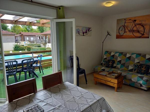 Location de vacances                                                      Appartement
                        
                     2 pièces                      50 m2                     à Aureilhan
