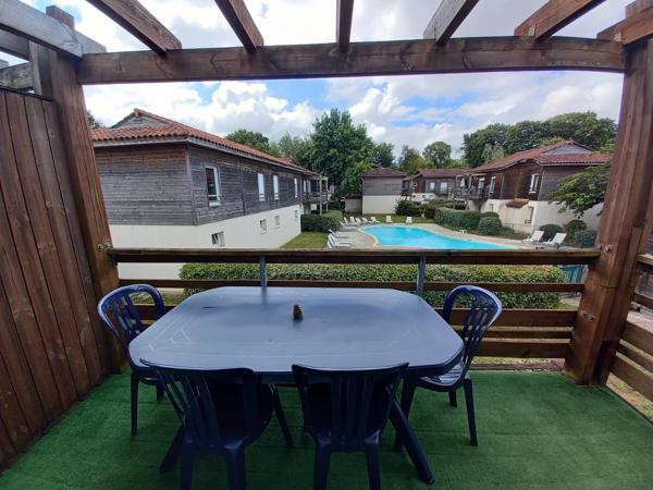 Location de vacances                                                      Appartement
                        
                     2 pièces                      50 m2                     à Aureilhan