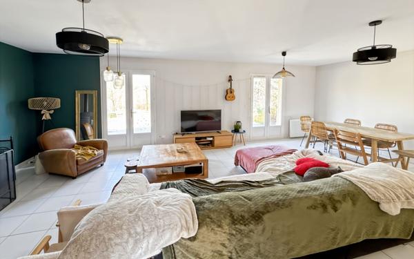 Maison à vendre    4 pièces •  Saint-Astier