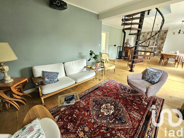 House for sale 5 rooms 128 m² Saint-Saulve