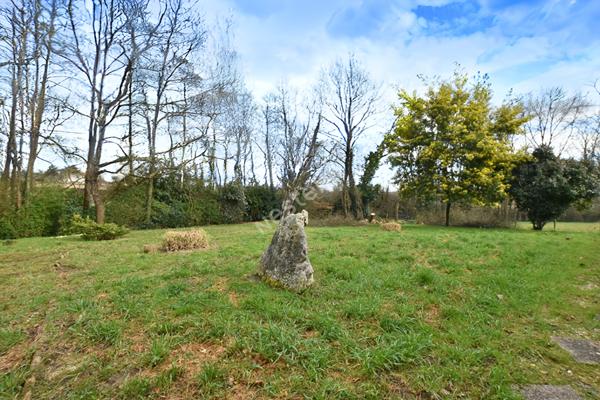 Maison lumineuse avec grand terrain ? Confort et sérénité à l'est de Bergerac !