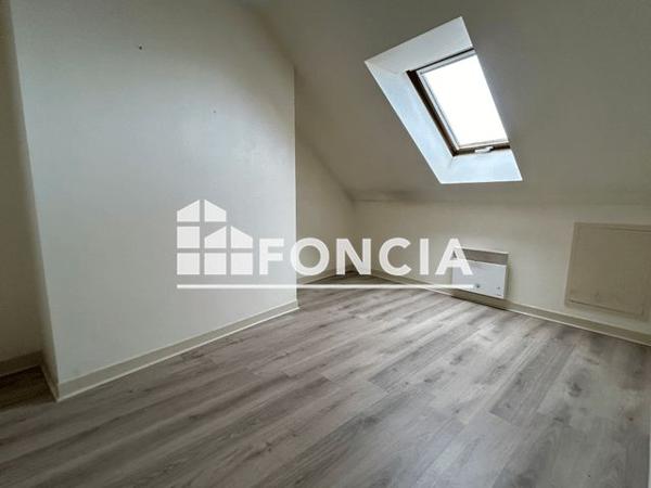 Location Appartement 2 pièces 29.39 m² - 20 RUE DU BOIS MERRAIN Chartres 28000