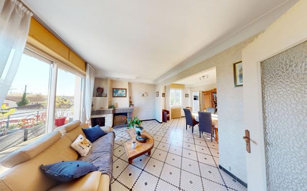 Maison à vendre    6 pièces •  Villenave-d'Ornon