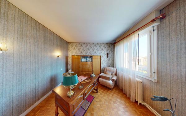 Maison à vendre    6 pièces •  Villenave-d'Ornon