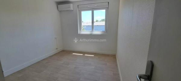 Location Appartement 4 pièces 72 m2 à Carmaux