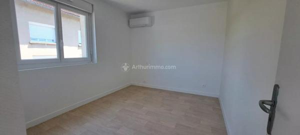Location Appartement 4 pièces 72 m2 à Carmaux