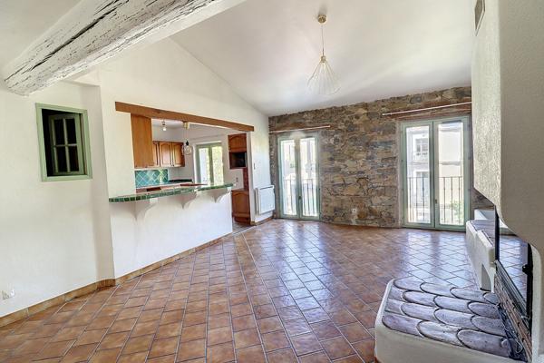A VENDRE en EXCLUSIVITE à Draguignan - 2 appartements 3 pièces 76 m² + studio indépendant de 18 m²