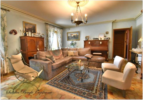 Propriété à vendre 12 pièces VITRE (35)