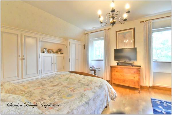 Propriété à vendre 12 pièces VITRE (35)