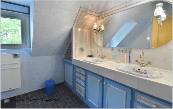 Propriété à vendre 12 pièces VITRE (35)