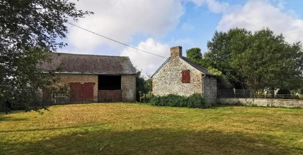 Fermette à rénover à Grazay