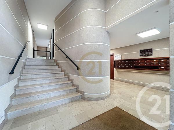 Appartement F3 à vendre  3 pièces - 89,79 m2 PARIS - 75015