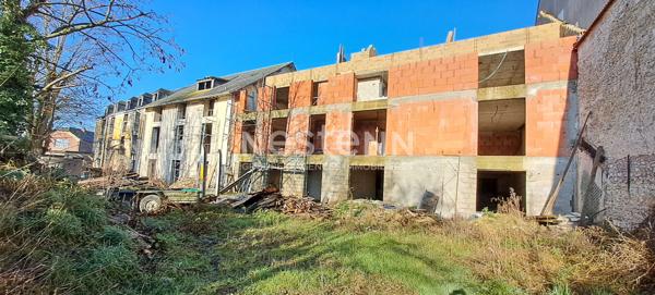 Appartement de 2 pièces avec une place de parking situé au 3ème étage d'un ensemble immobilier en cours de rénovation, au coeur du centre-ville d'Étampes