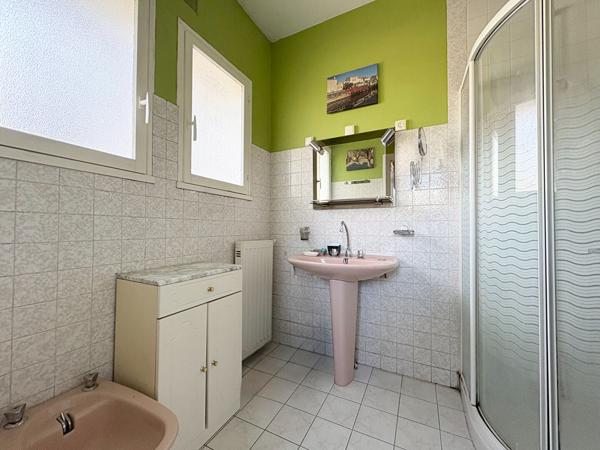 Maison 6 pièces - 3 chambres - LES VELLUIRE SUR VENDEE