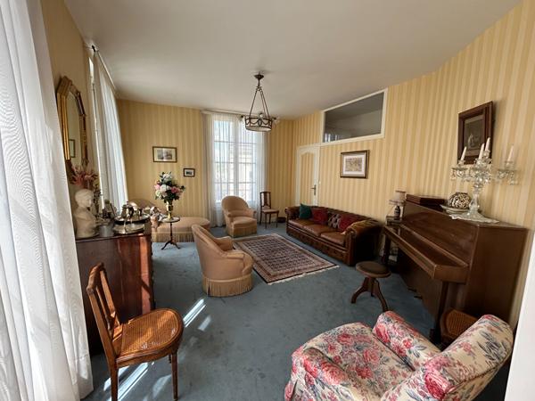 Appartement Poitiers 5 pièce(s) 129.82 m2