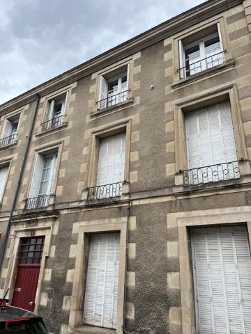 Appartement Poitiers 5 pièce(s) 129.82 m2