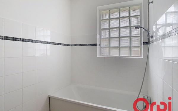 Appartement à louer    2 pièces • 43 m2 Bourg-la-Reine