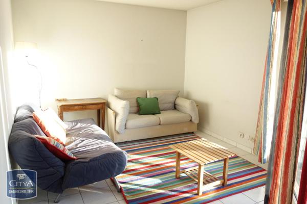 Appartement à louer 5 pièces 89.74m²