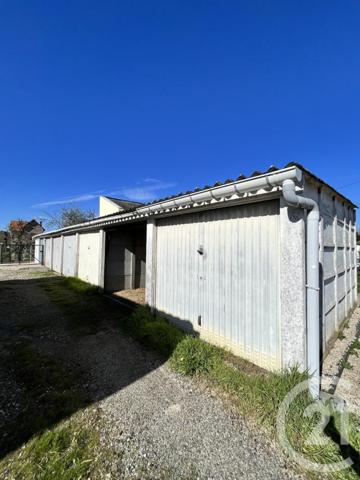 parking à vendre 13 m2 ST QUENTIN - 02