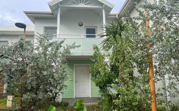 Maison à vendre    4 pièces • 78 m2 Le Moule