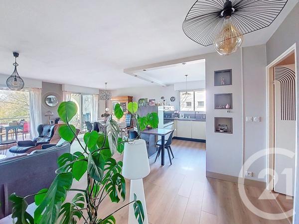 Appartement F4 à vendre  5 pièces - 96,72 m2 CHOLET - 49