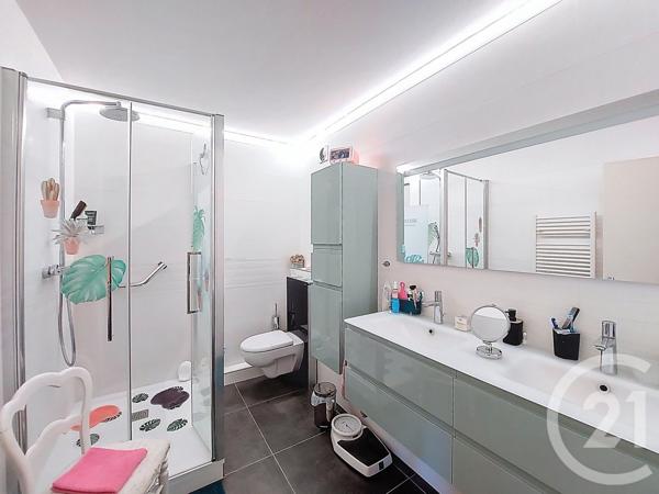 Appartement F4 à vendre  5 pièces - 96,72 m2 CHOLET - 49