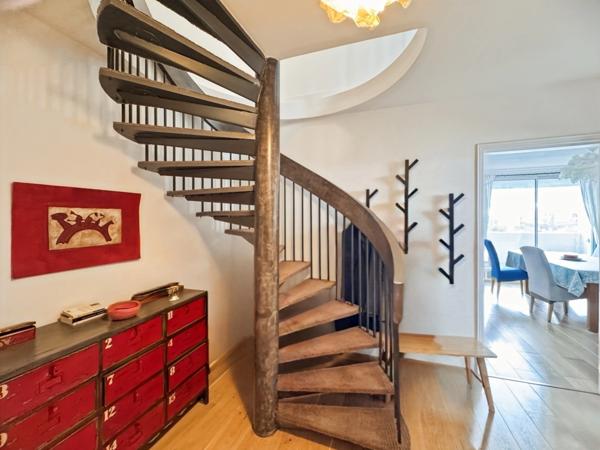 Angers centre : Duplex de standing avec vue exceptionnelle panoramique sur le Mail / parking / cave / ascenseur