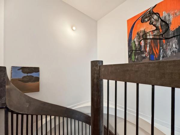 Angers centre : Duplex de standing avec vue exceptionnelle panoramique sur le Mail / parking / cave / ascenseur