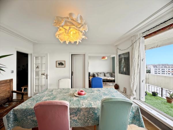 Angers centre : Duplex de standing avec vue exceptionnelle panoramique sur le Mail / parking / cave / ascenseur