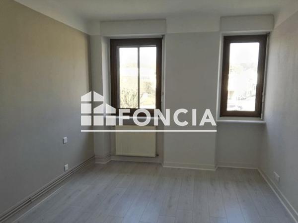 Location Appartement 5 pièces 128 m² - 42 RUE GENERAL LECLERC Custines 54670