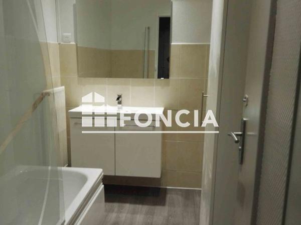 Location Appartement 5 pièces 128 m² - 42 RUE GENERAL LECLERC Custines 54670