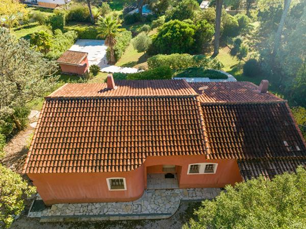EXCLUSIVITÉ A VENDRE - Maison Vidauban 85 m² , 3 chambres, beau terrain avec piscine et carport .