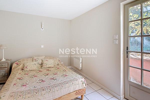 EXCLUSIVITÉ A VENDRE - Maison Vidauban 85 m² , 3 chambres, beau terrain avec piscine et carport .