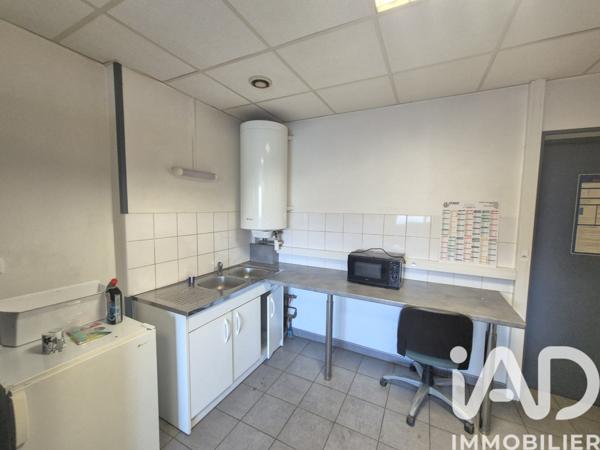 Maison à vendre 10 pièces 1 128 m² Douzy