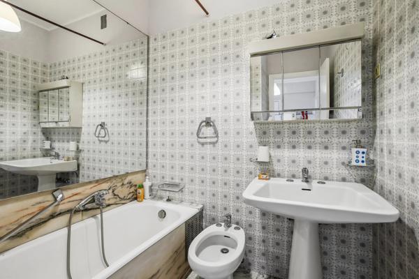 Charmant appartement une pièce avec vue mer à Nice