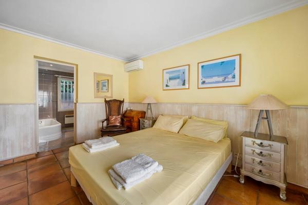 Villa pieds dans l’eau à Sainte-Maxime