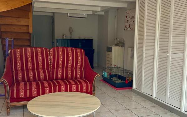 Maison à vendre    6 pièces • 184,96 m2 Saint-Paul-Trois-Châteaux