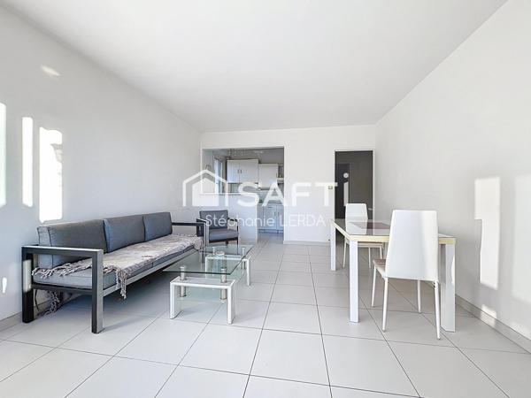 DERNIER ETAGE  LUMINEUX