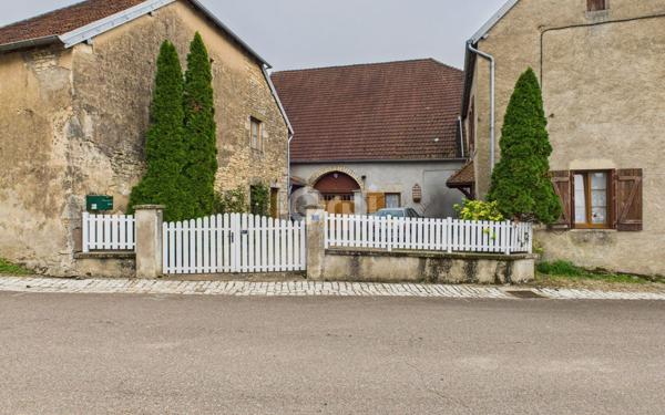 Maison à vendre    5 pièces •  Vy-lès-Rupt