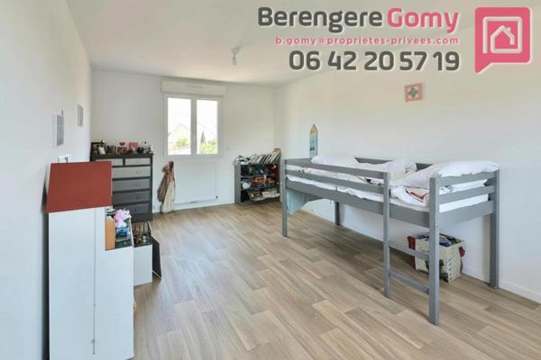 Maison familiale réhaussée & rénovée, séjour 44 m², 3 chambres, garage et sous-sol