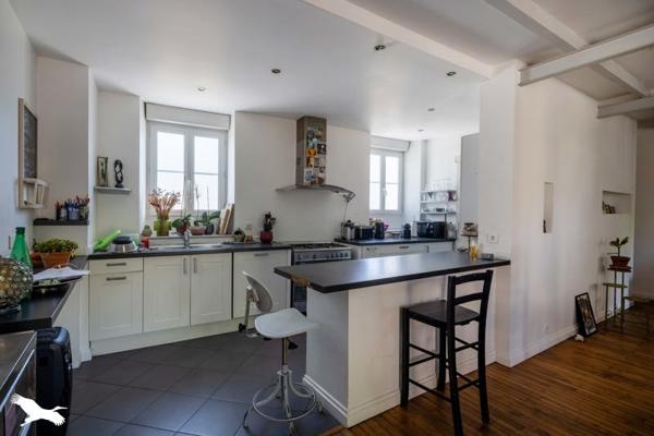 Maison à vendre 258 066 € Saint-Yrieix-sur-Charente 5 p 129 m² DPE D