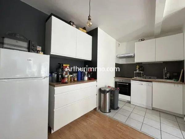 Location                                                      Appartement
                        
                     2 pièces                      48 m2                     à Dole