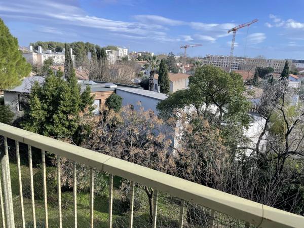 Vente                                                      Appartement
                        
                     3 pièces                      44 m2                     à Montpellier