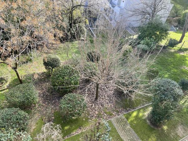 Vente                                                      Appartement
                        
                     3 pièces                      44 m2                     à Montpellier