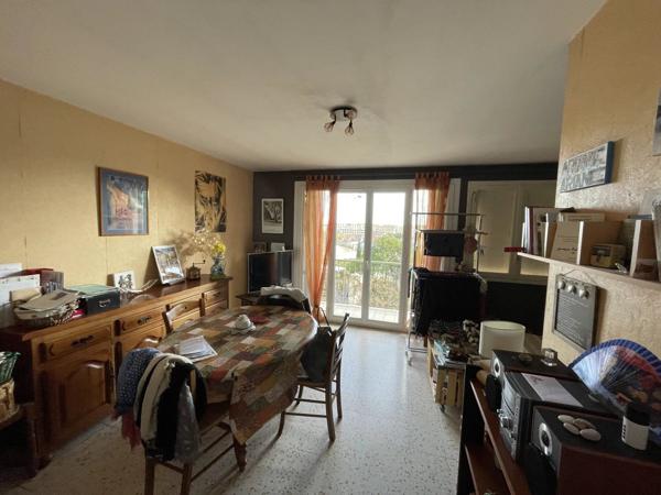 Vente                                                      Appartement
                        
                     3 pièces                      44 m2                     à Montpellier