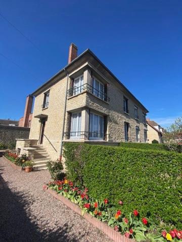 Maison à VIMOUTIERS, 61120 - 6 pièces 106m²