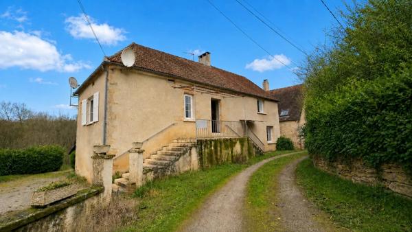Vente                                                      Maison
                        
                     6 pièces                      105 m2                     à Gourdon