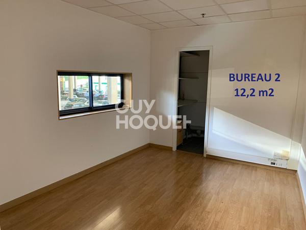 LOCAL 2 BUREAUX GALERIE HYPERMARCHE 37 m2
