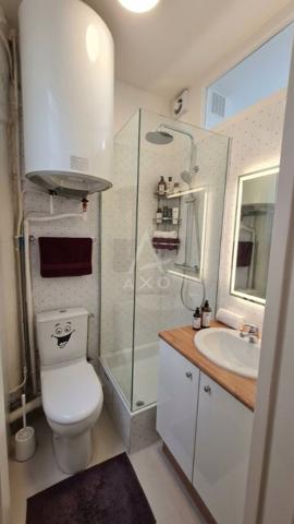 Vente occupée, Appartement F2 au 1er étage